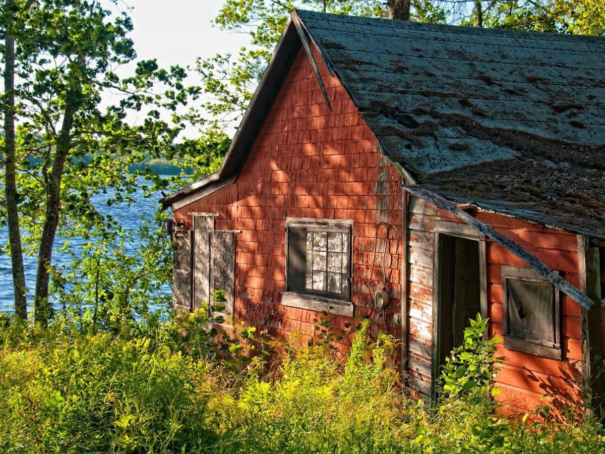 Single Family in Highlands